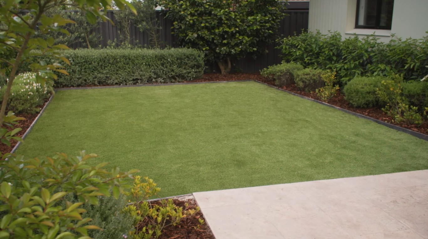 Beautiful residential artificial grass installation in Ocala backyard